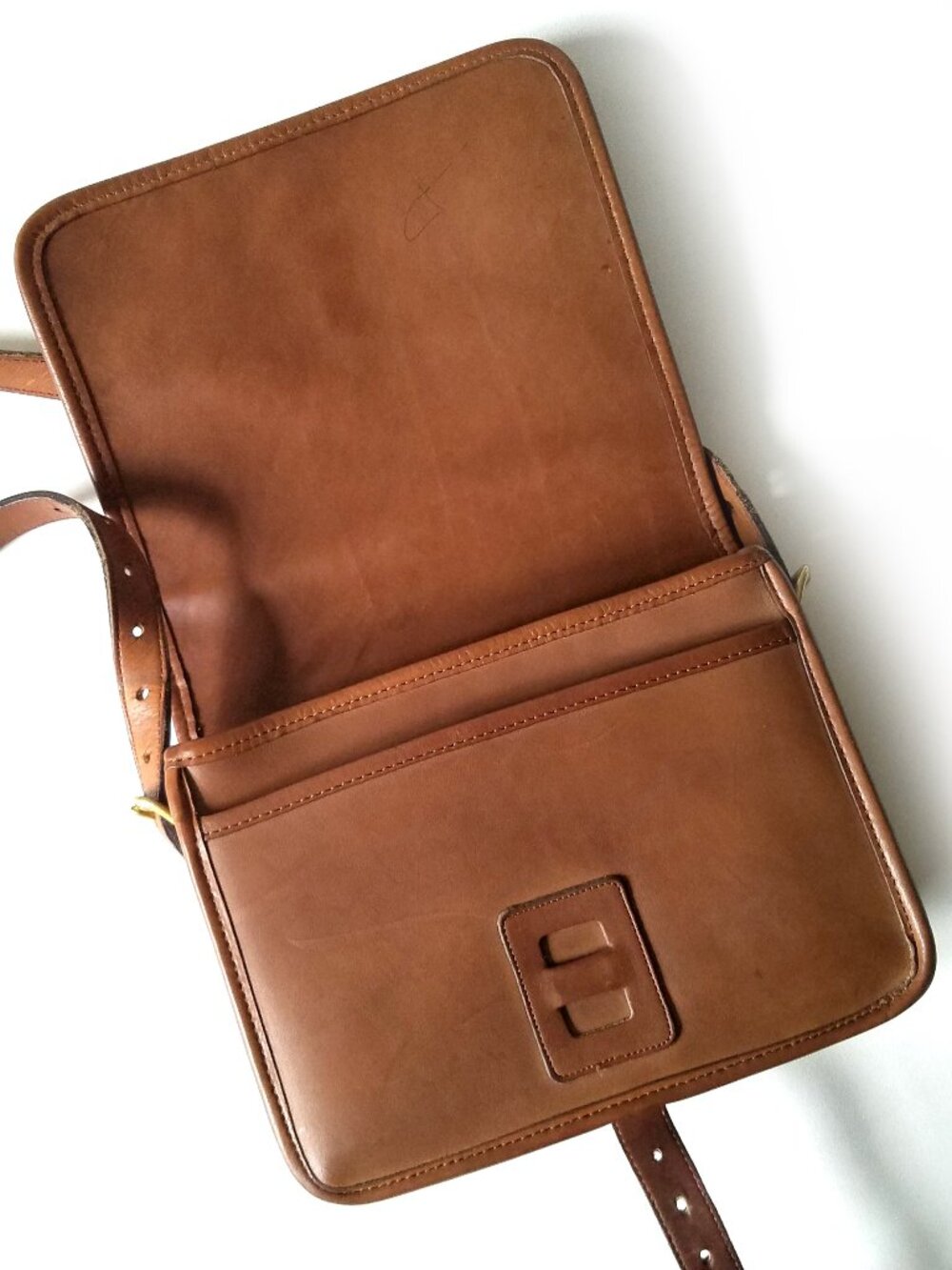 Vintage Coach Saddle Pouch Crossbody Bag - British Tan Pre-1980s NYC Era - Picture 5 of 8